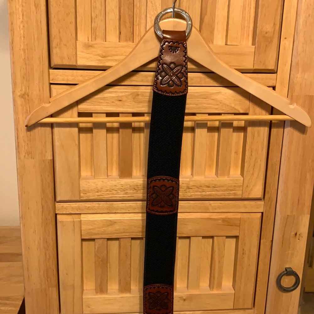 Brighton stretchy belt
